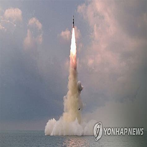 北朝鮮が中距離弾道ミサイル1発発射 日本上空通過 2022年10月4日掲載 ライブドアニュース