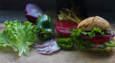 Hamburguer Caseiro Batatas Fritadas Batatas Fritas Grupo Do Fast