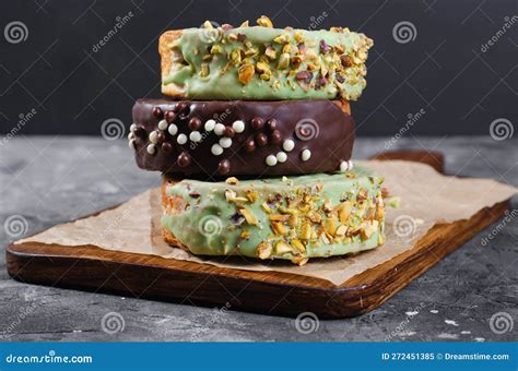 Round Croissant New York Roll Supreme Croissants Trendy Pastry Stock