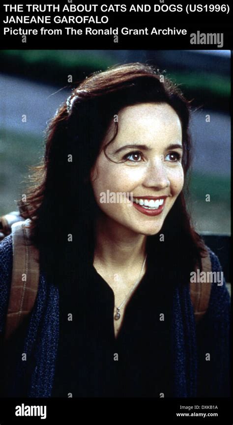 Truth cats dogs 1996 janeane hi-res stock photography and images - Alamy