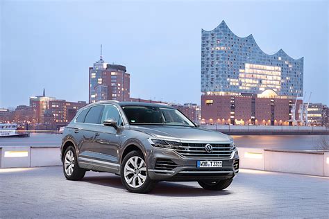 Volkswagen Touareg Gets Top Of The Range V Tdi Starts At