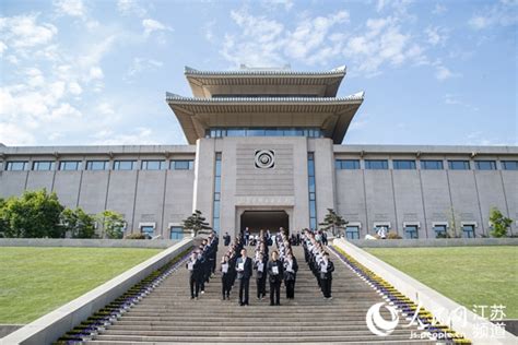 大型纪实文学《雨花台》在南京首发 展现雨花英烈群像 中国南京红色在线——南京红色文化资源展示和利用平台