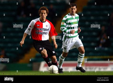 Feyenoords Shinji Ono Gets Away From Celtics Jackie Mcnamara Hi Res