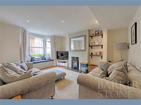 Station Road Cookham Maidenhead Sl6 4 Bed Semi Detached House £