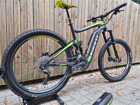 Giant Full E 2 Fully E Mountainbike Mit 2 Akkus Gr L Kaufen Auf Ricardo