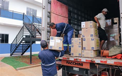 Secretaria De Educa O Recebe Apostilas Que Ser O Distribu Das Alunos