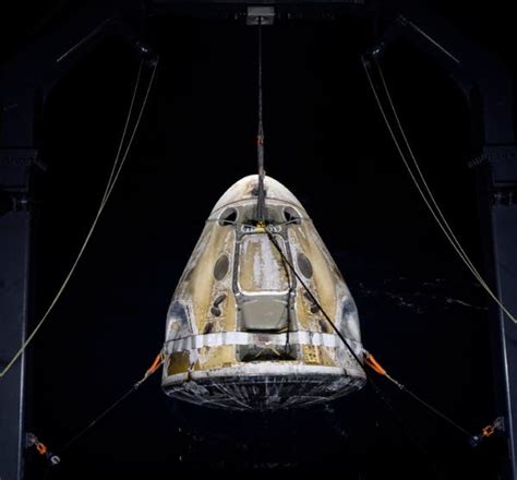 Espacio La cápsula Dragon de SpaceX regresa a la Tierra desde la EEI