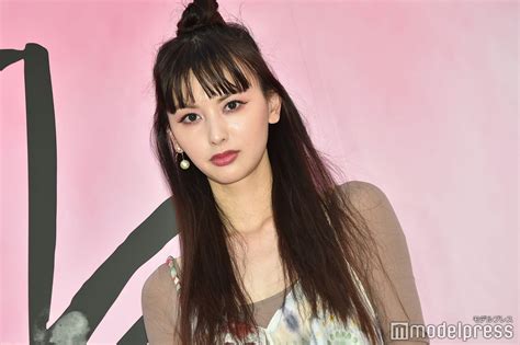 画像516 鈴木えみ、武井咲・桐谷美玲らと“ママ会” 豪華ショットに「眼福」「絵になる」の声 モデルプレス