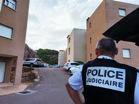 Ajaccio Un Homme Tu Par Arme Feu