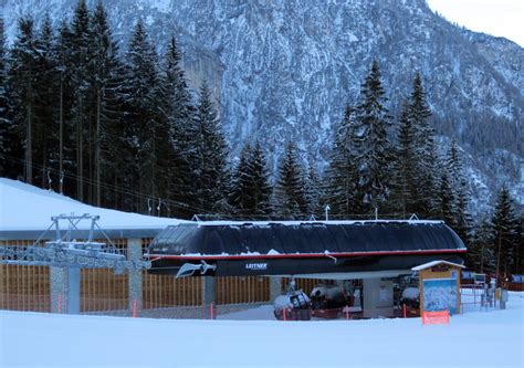 Cabinovia Piani Di Pezz Col Dei Baldi Con Cabine Da Posti Ski Civetta