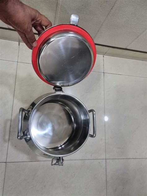 20 Liters Stainless Steel Milk Can Locking Type At Rs 3550