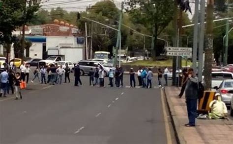 Taxistas Bloquean Avenida Universidad Telediario M Xico