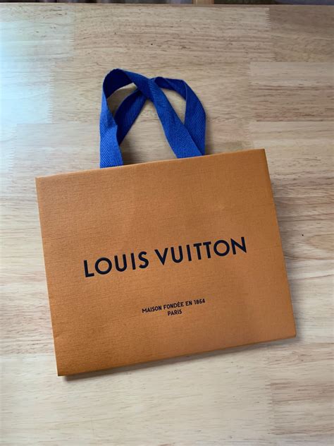 ORIGINAL LOUIS VUITTON PAPER BAG Luxury Bags Wallets On Carousell