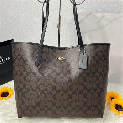 City Tote In Signature Canvas Coach 5696 Shopee Thailand