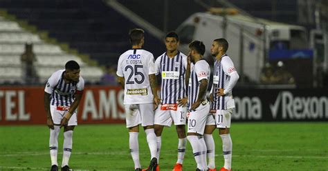 Alianza Lima Y El Dolor De Cabeza Cada Vez Que Disputa La Copa