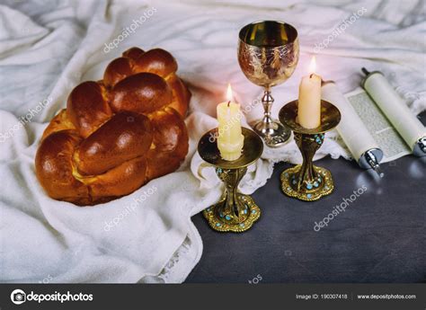 Shabbat Shalom - Traditional Jewish Sabbath ritual — Stock Photo ...