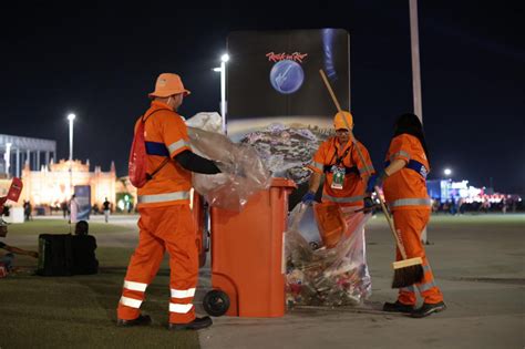 Comlurb remove 54 5 toneladas de resíduos na segunda noite de festival