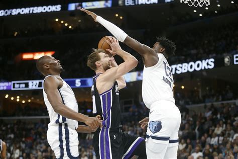 Domantas Sabonis Triple Double Carries Kings Past Grizzlies Reuters