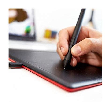 One By Wacom CTL 472 Small Creative Pen Drawing Tablet Shopee Malaysia