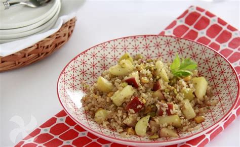 Ensalada De Arroz Con Manzana Y Frutos Secos