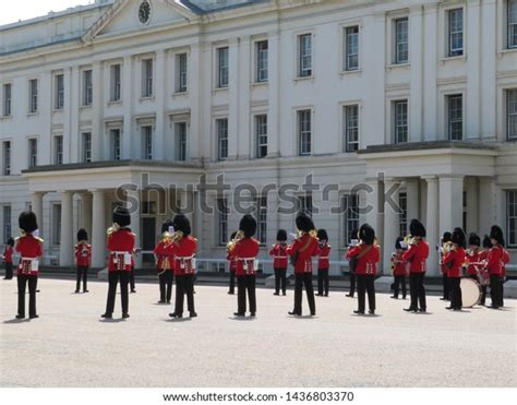 179 Wellington Barracks Images, Stock Photos, 3D objects, & Vectors | Shutterstock