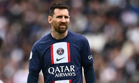 Lionel Messi Vaiado Por Torcedores Do Psg Em Seu Ltimo Jogo Pelo