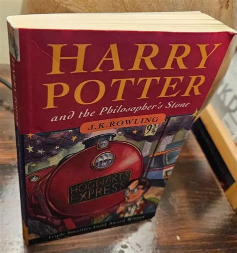 HARRY POTTER AND The Philosopher S Stone British Paperback Edition 6