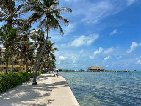 Walk Along the Beach in Boca Del Rio on a RED Hot Day | San Pedro Scoop