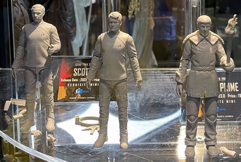 STAR TREK Action Figure Roundup EXO 6 Explores STRANGE NEW WORLDS And