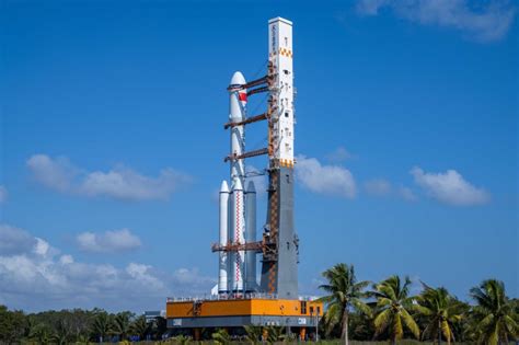 Tianzhou 7 Cargo Spaceship Moved To Launch Tower Chinadaily Cn