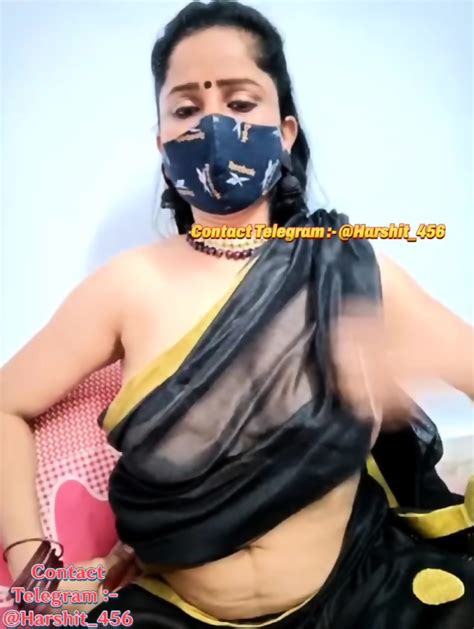 Tamil Bhabhi Pussy Fingering
