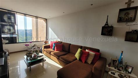 Apartamento En Venta En Colinas De La Tahona Caracas Miapartaco