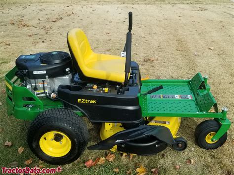 John Deere Z235 Tractor Information