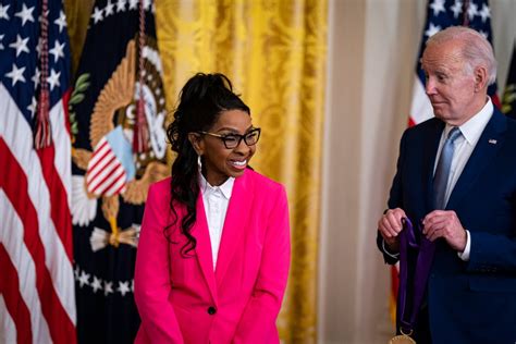 Mindy Kaling Receives National Medal Of Arts At White House Popsugar