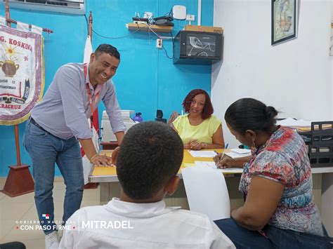 Regional de Mitradel Panamá Oeste da seguimiento a programa de becas de