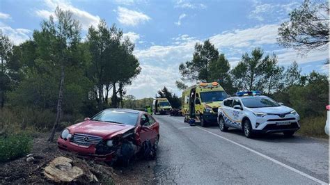 Dos Heridos Muy Graves En Una Colisi N Frontal En Formentera