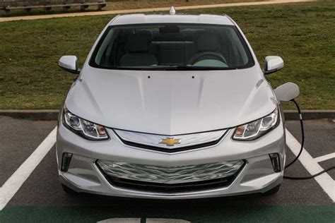 2015 vs. 2016 Chevrolet Volt: What's the Difference? - Autotrader