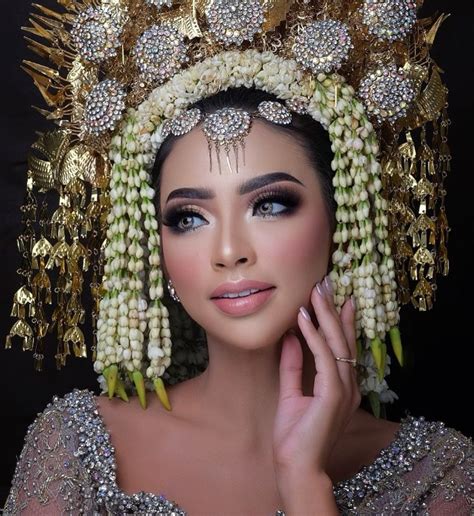 Make Up Prewedding Bandung Saubhaya Makeup