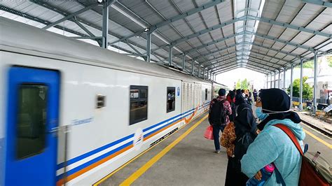 Hari Pahlawan 10 Ribu Tiket Kereta Gratis Dibagikan Untuk Guru Dan