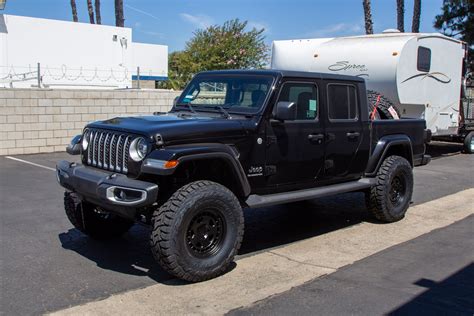 Stand Tall Maxtrac Four Inch Lift Kit For Jeep Gladiator