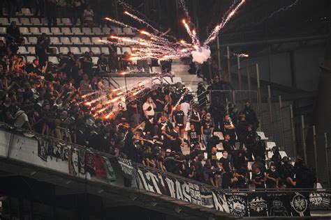 Riot Police Quell Fan Disorder At Marseille Frankfurt Match Ap News