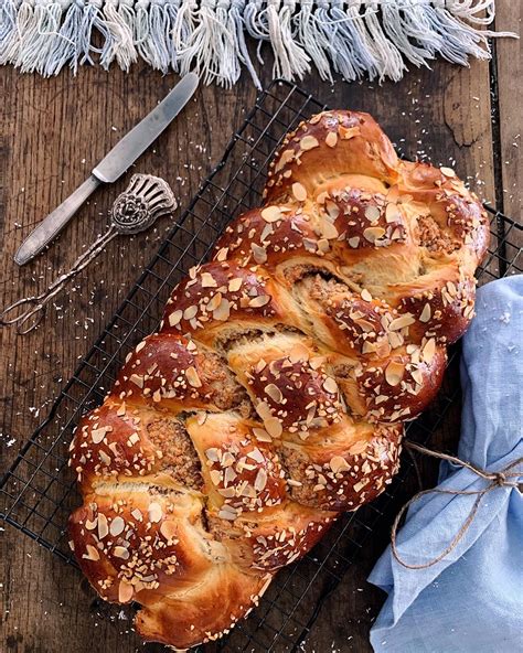 Nusszopf mit leckerer Nuss Füllung Lecker macht süchtig