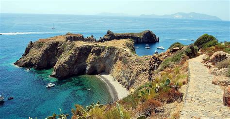 Tour Aeolian Islands Panarea Stromboli Lipari Italy