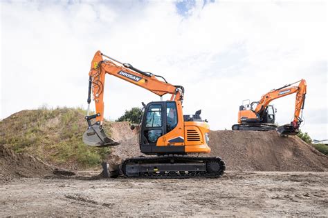 Doosan DX140LCR 7 Ficha Tecnica Especificaciones 2021 2023