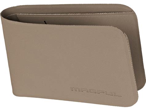 Magpul DAKA Bifold Wallet - Hero Outdoors