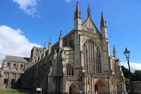 Top 10 Amazing Facts About The Winchester Cathedral Discover Walks Blog