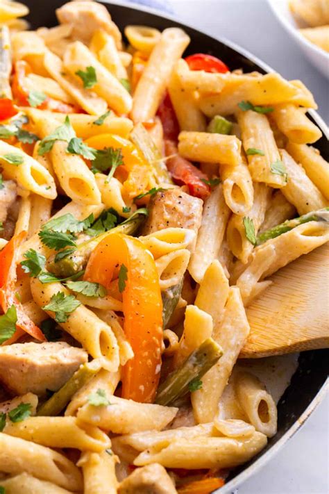 Easy Spicy Chicken Chipotle Pasta Recipe All Things Mamma