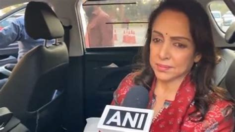 Hema Malini Dice Hacen Muchas Preguntas” Sobre El Comentario De 141