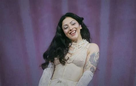 Mon Laferte anuncia concierto en CDMX aquí los detalles