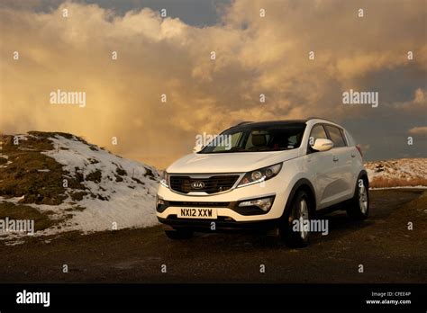 Kia Sportage Front And Side View Stock Photo Alamy